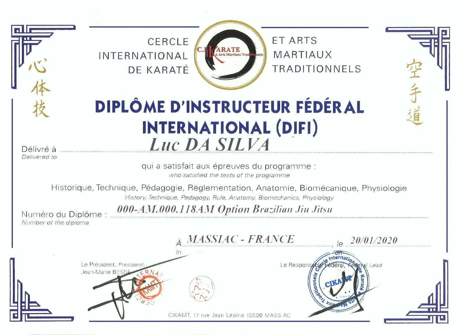 Diplôme d'instructeur fédéral international option jiu-jitsu brésilien du CIKAMT, délivré à un encadrant du club.